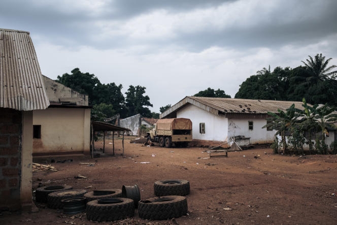 Un camion du groupe Wagner, sur une base de l’armée attaquée par des rebelles, à Bangassou (République centrafricaine), en février 2021.